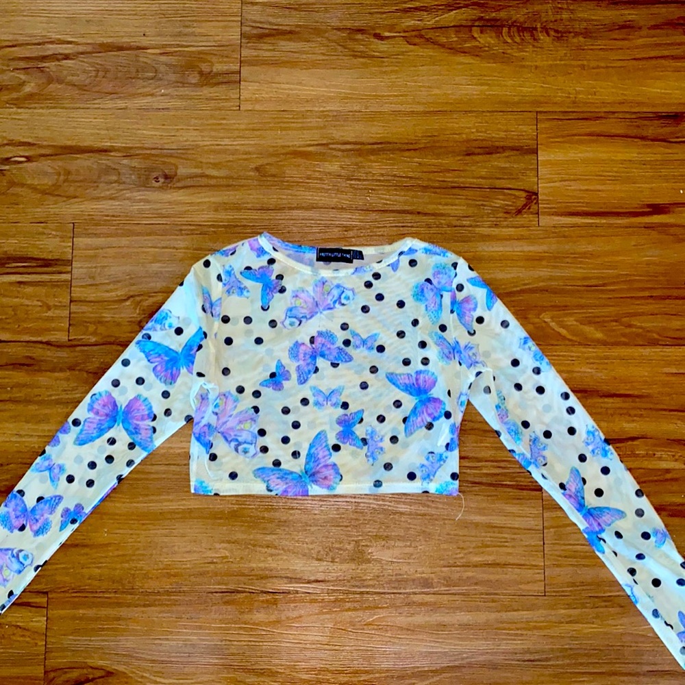 Women’s long sleeve crop top, size 6